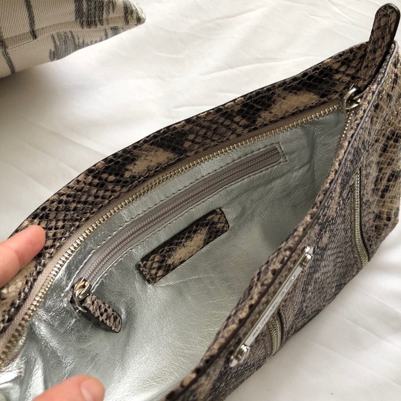 Michael Kors Clutch - Picture 5 of 8